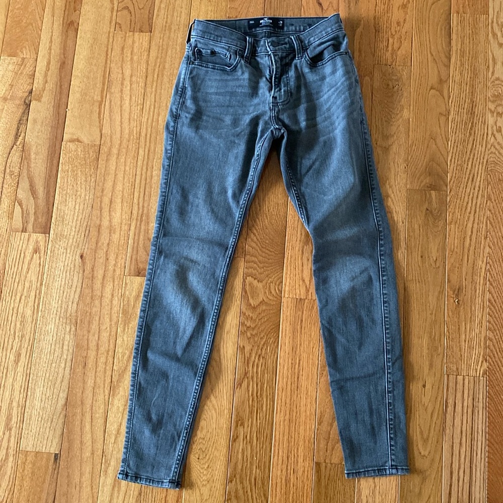 Hollister Mens Super Skinny faded black jeans, size 29 waist and 32 length